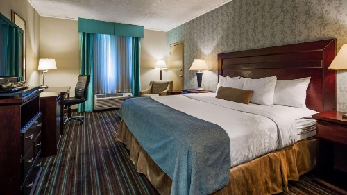 Best Western PLUS Lockport image 12